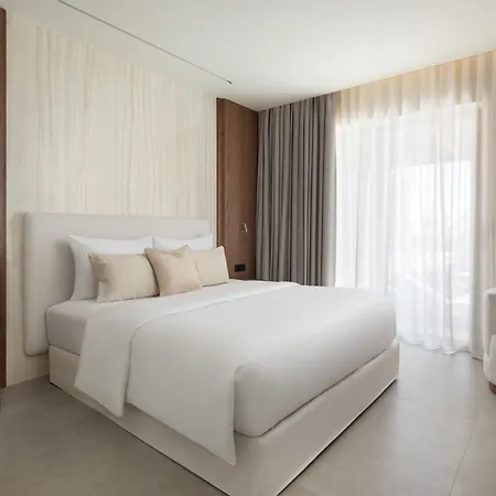 Vione Paros Ξενοδοχείο 5*